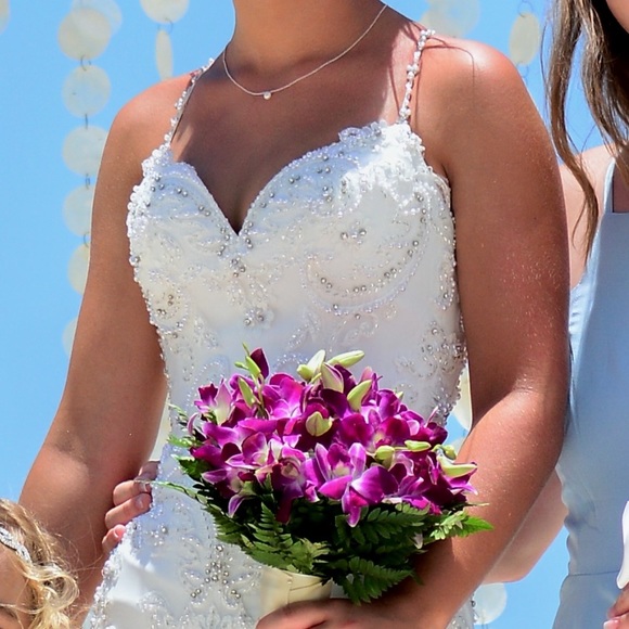 Sottero and Midgley Wedding Gown with beaded detail - Picture 6 of 15